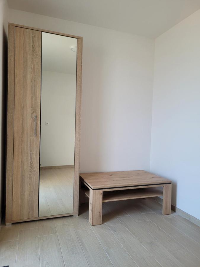 Apartman Neva Galanta Exterior photo