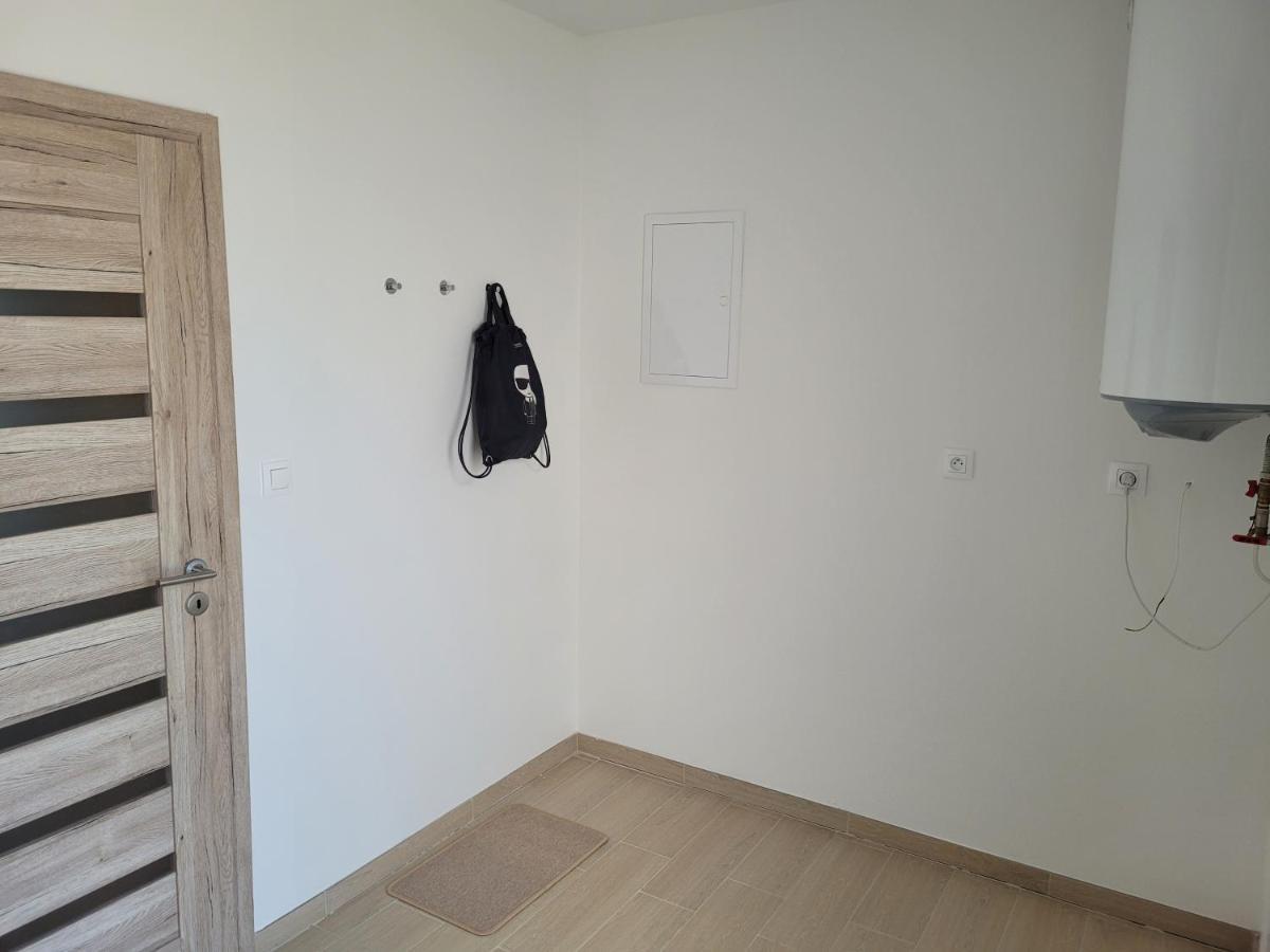 Apartman Neva Galanta Exterior photo