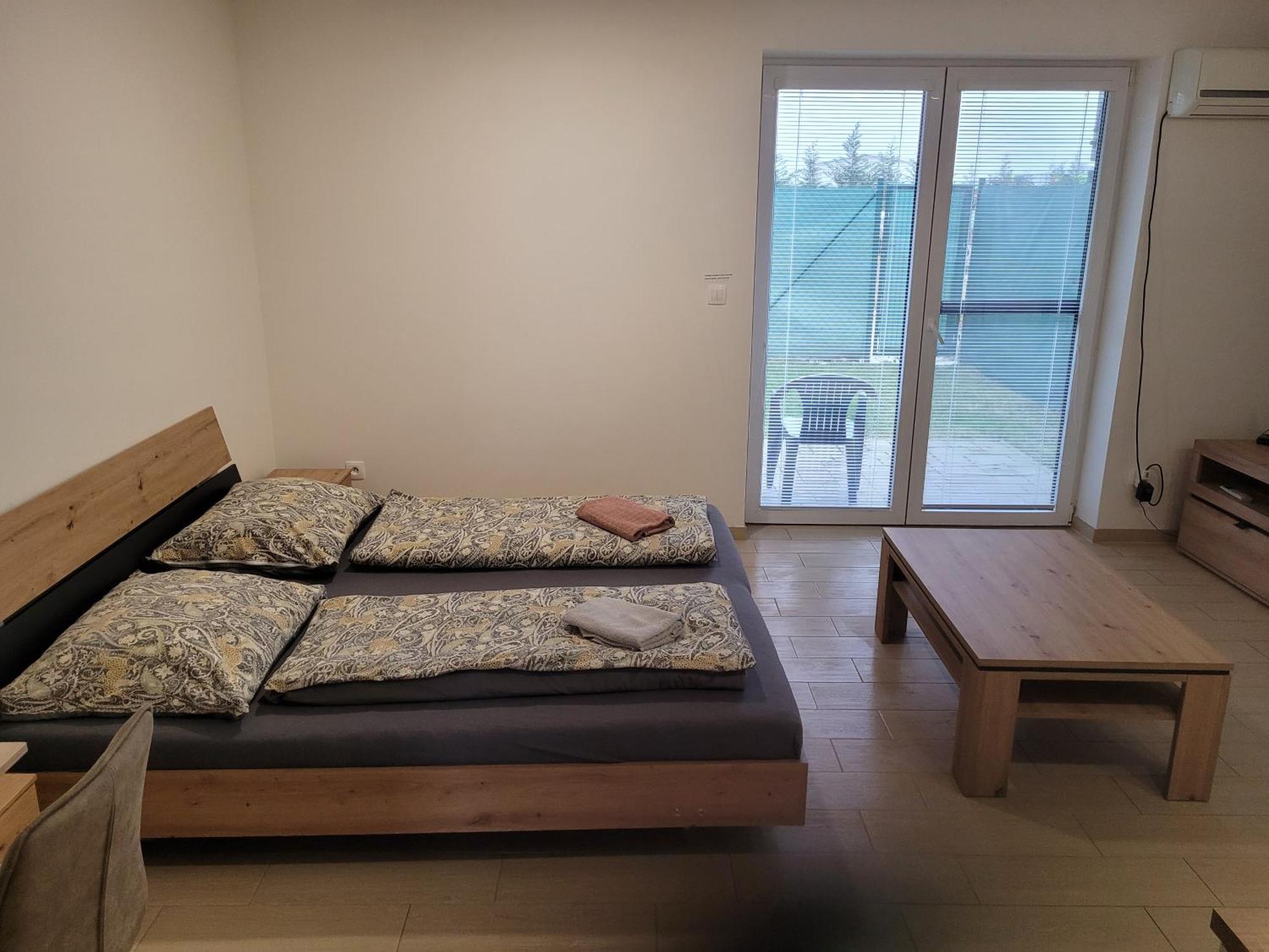 Apartman Neva Galanta Exterior photo